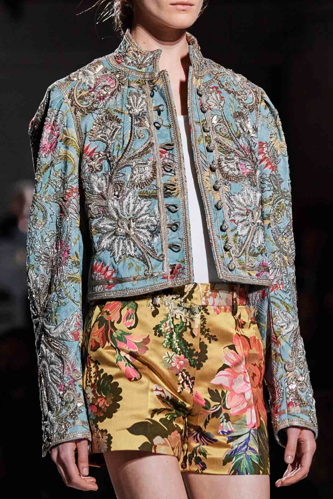 穿搭| 揭开华美时装背后的匠心技艺